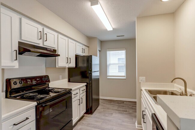 Kitchen - The Reserve at Lakeside