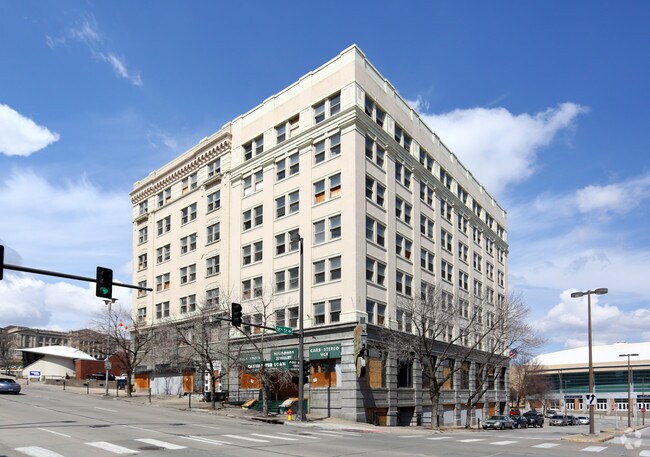Primary Photo - Logan Building