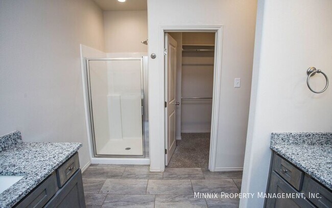 Building Photo - 1144 N 7th St