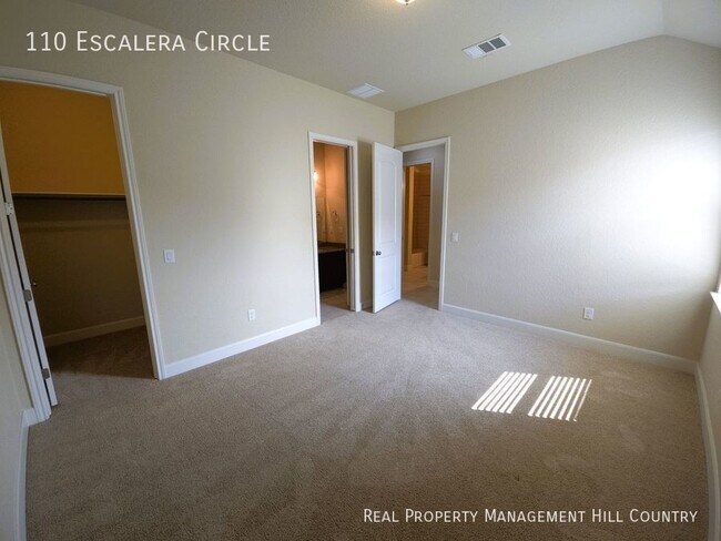 Building Photo - Luxurious Living in a Gated Community - 4 ...
