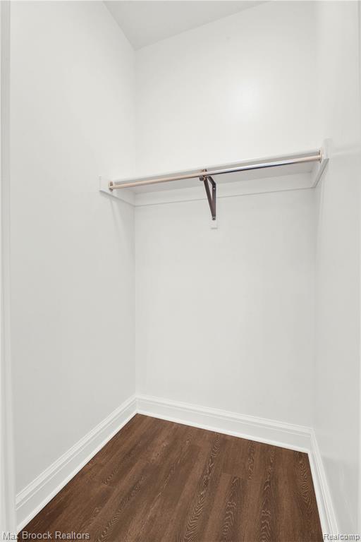 Building Photo - 431 S Eton St