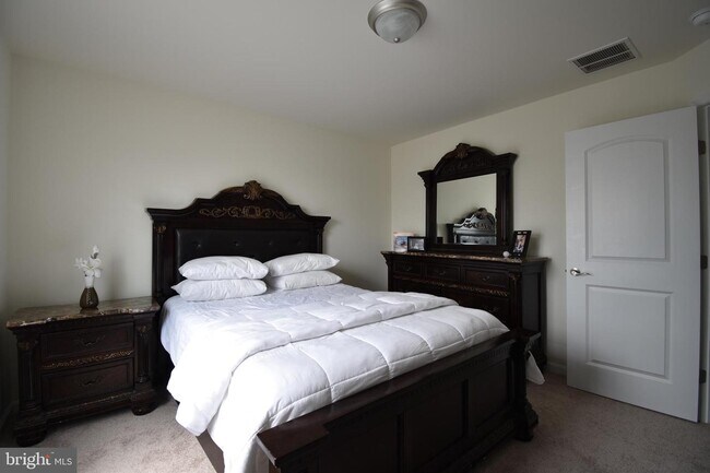 Building Photo - 84 Cilento Dr