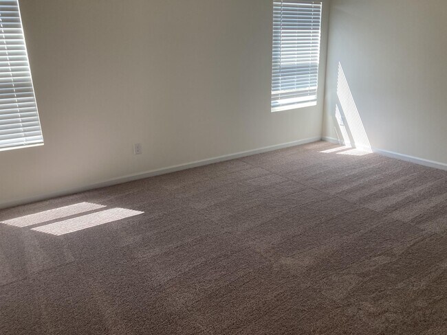 Building Photo - 336 Willowsford Dr