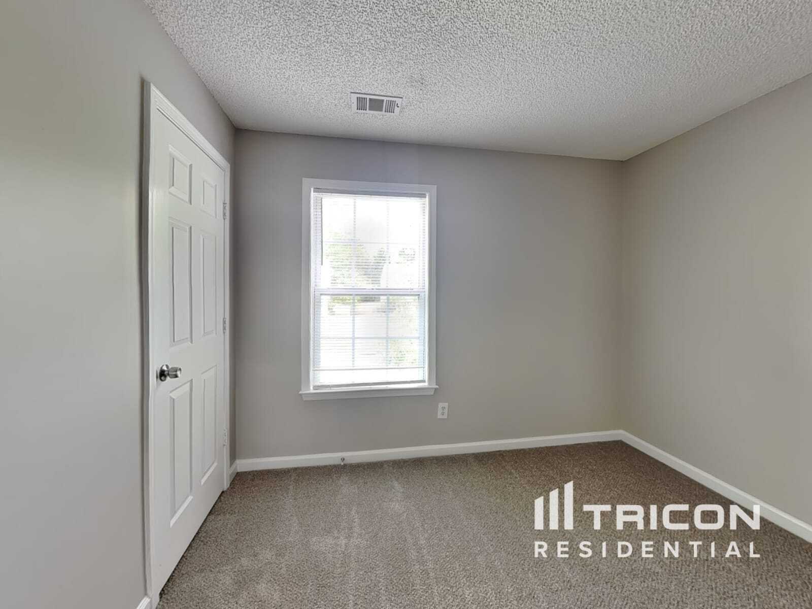 Building Photo - 2335 Black Rock Dr