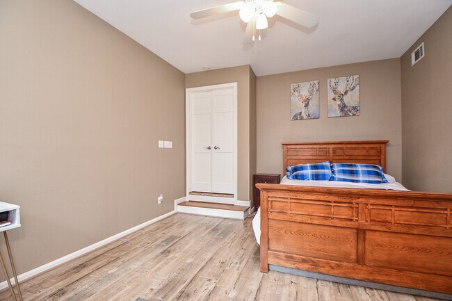 Building Photo - 1603 Haver St