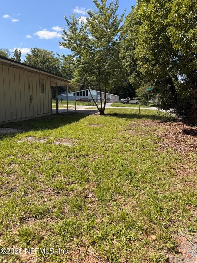 Building Photo - 7408 Canaveral Rd