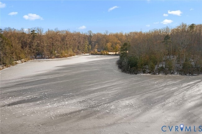 Building Photo - 3535 Meadow Rd