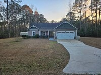 Building Photo - 3 Bedroom 2 Bath unfurnished home located in Sneads Ferry