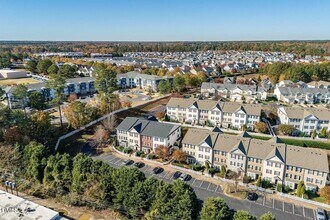 Building Photo - 1130 Renewal Pl