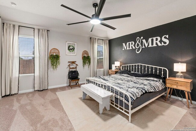Building Photo - BEAUTIFUL 4-BEDROOM, SINGLE-STORY HOME IN ...