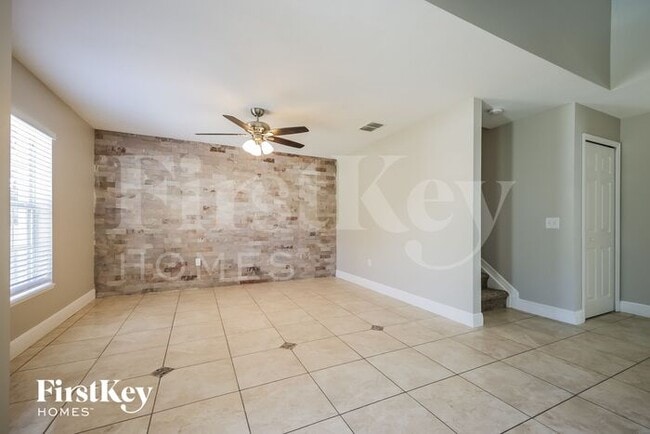 Building Photo - 509 Ronshelle Ave