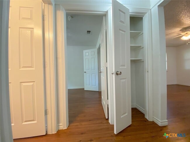 Building Photo - 20115 San Marcos Hwy