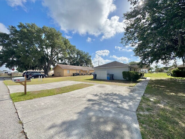 Building Photo - 5665 Struthers Ct