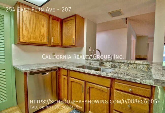 Building Photo - 254 E Fern Ave