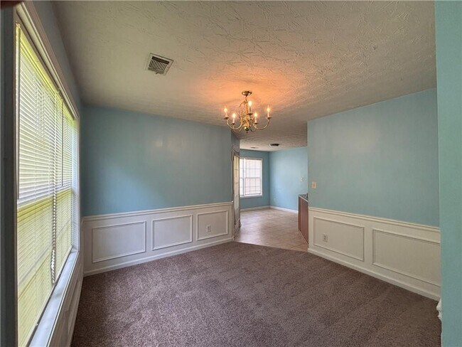 Building Photo - 3287 Baymount Way