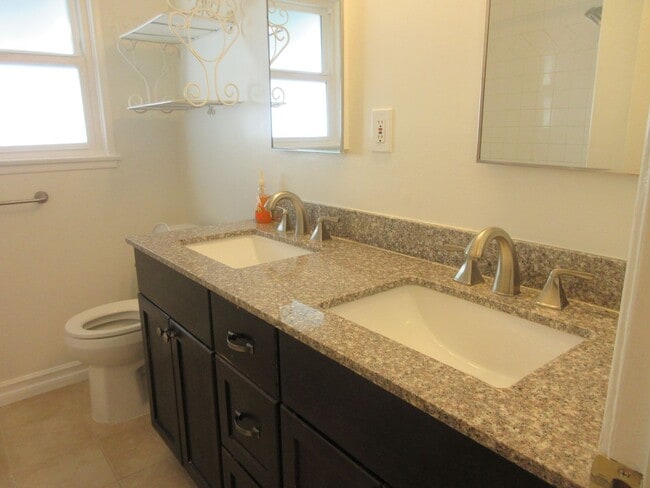 Building Photo - 17074 Horace St