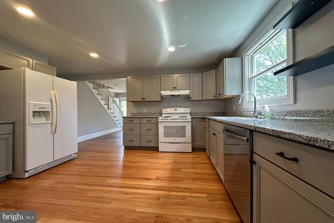 Building Photo - 115 Prospect Ave