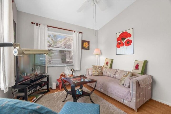 Building Photo - 5260 Grande Palm Cir