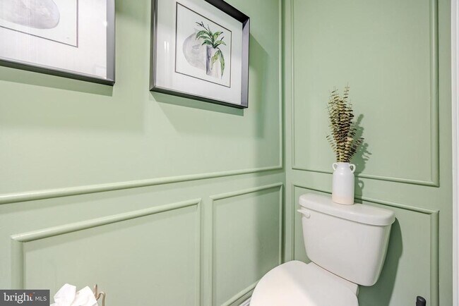 Building Photo - 171 Schyrock Dr