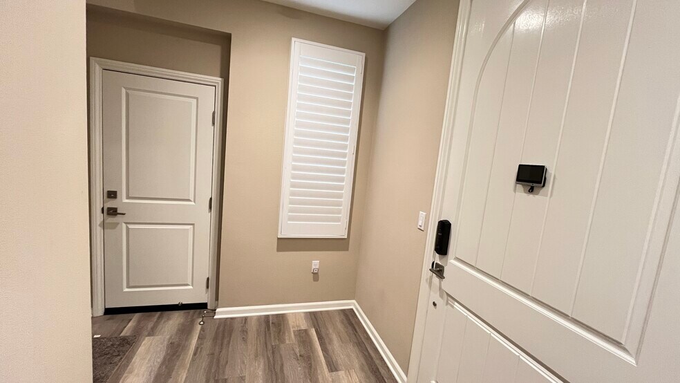 Building Photo - 155 Bishop Lndg