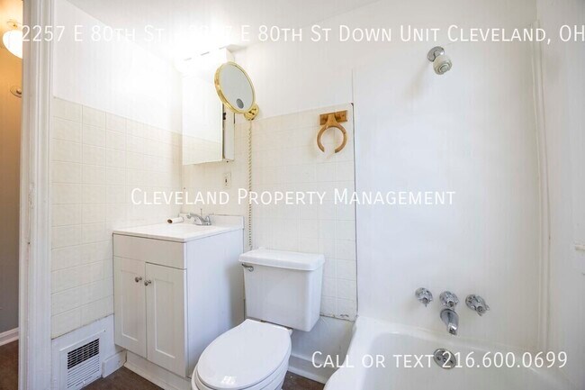 Building Photo - 2257 E 80th St