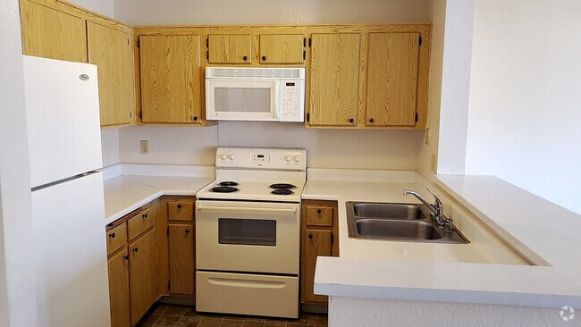 Building Photo - 3520 Lebon Dr