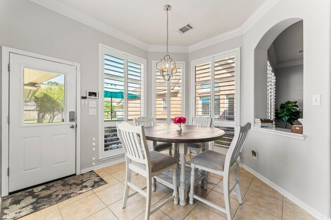 Building Photo - 6515 Pine Arrow Ct