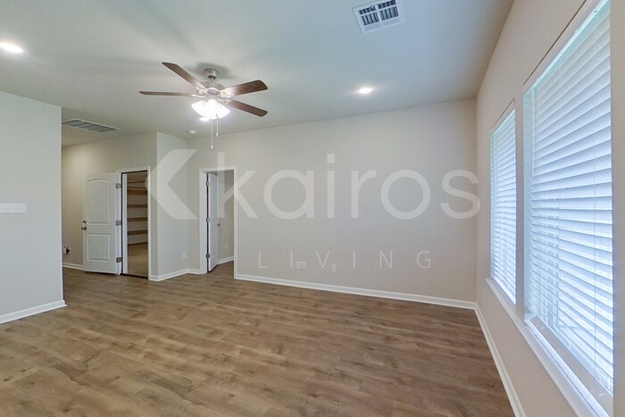 Building Photo - 118 ORTHELLO COURT