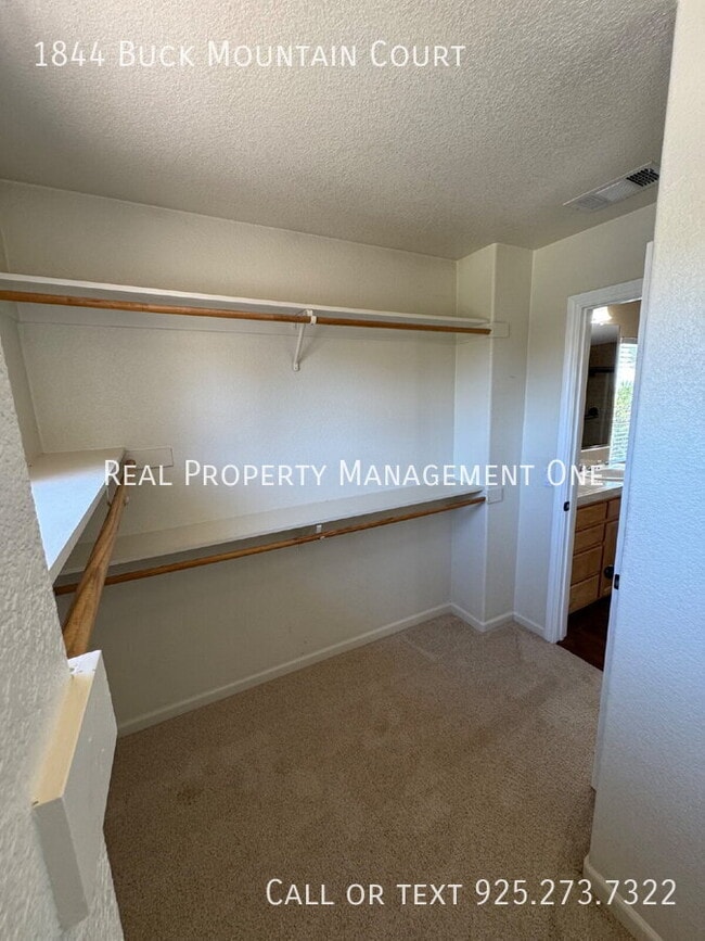 Building Photo - 1844 Buck Mountain Ct