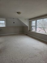 Building Photo - 4815 C St