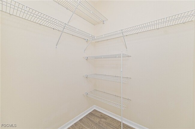 Building Photo - 8979 Water Tupelo Rd