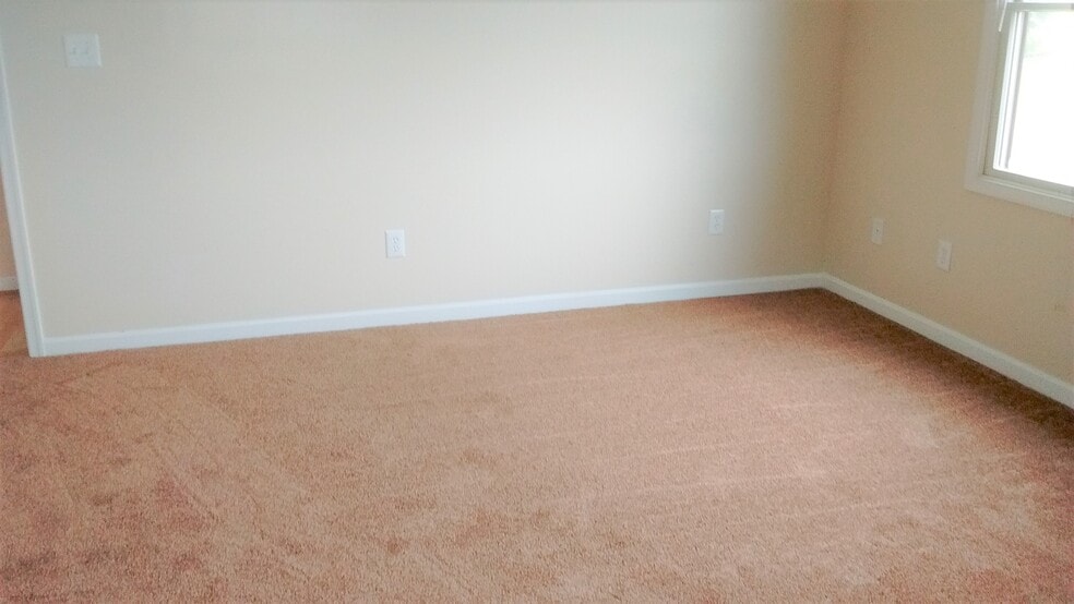 Bedroom - 49730 Diamond Ln