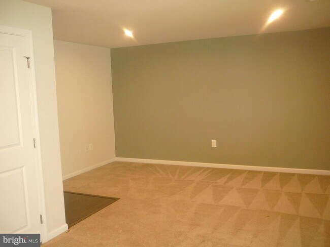 Building Photo - 2614 Wheatland Station Way