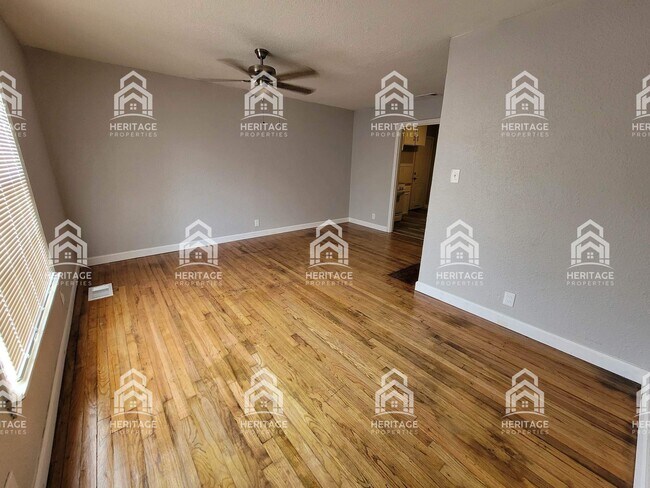 Building Photo - 2608 Wooddale Ave