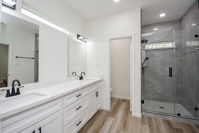 Building Photo - 2139 Counter Point Dr