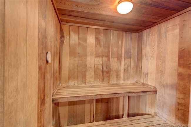 Building Photo - 1800 SE St Lucie Blvd