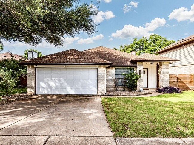 Building Photo - Lovely 3/BR 2.5/BA Modern Home with Premiu...