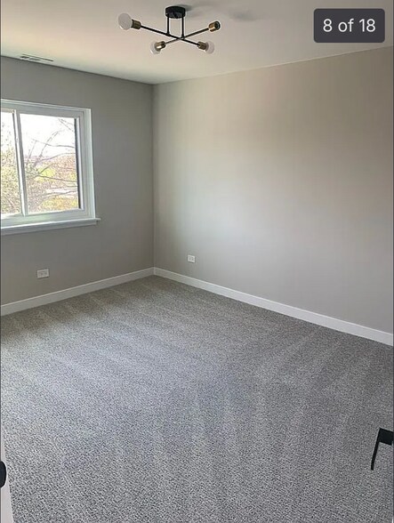 Building Photo - 1002 Castilian Ct