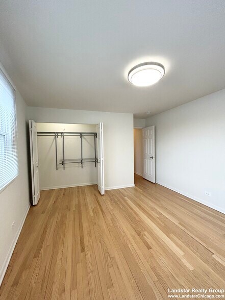 Building Photo - 1990 Sheridan Rd