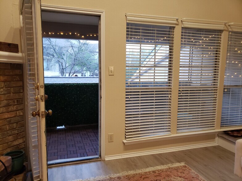 Building Photo - 5565 Preston Oaks Rd
