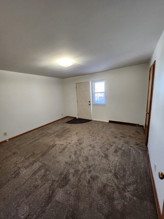 Building Photo - Swords & Rohmann