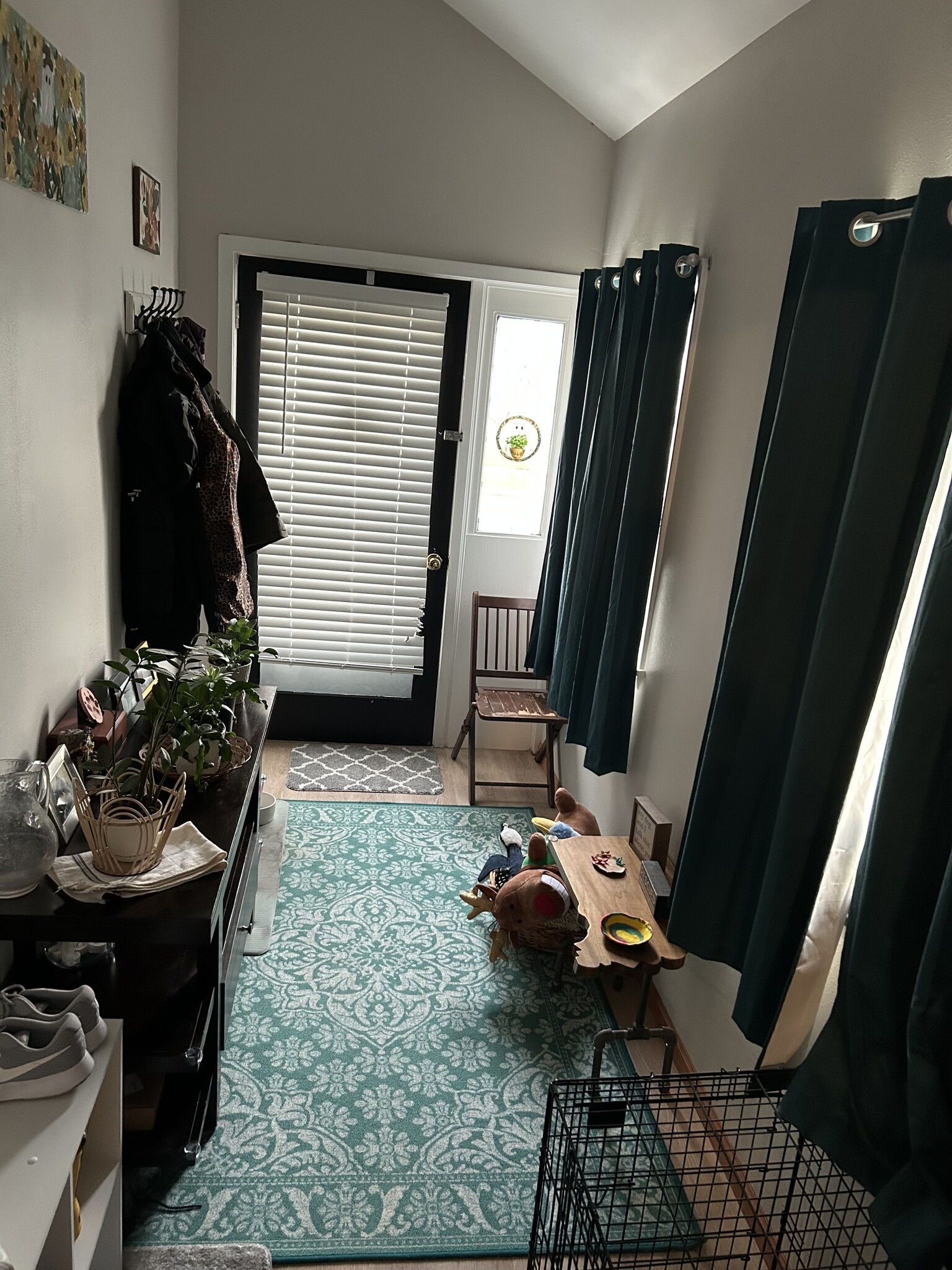 Building Photo - 485 Thomas St