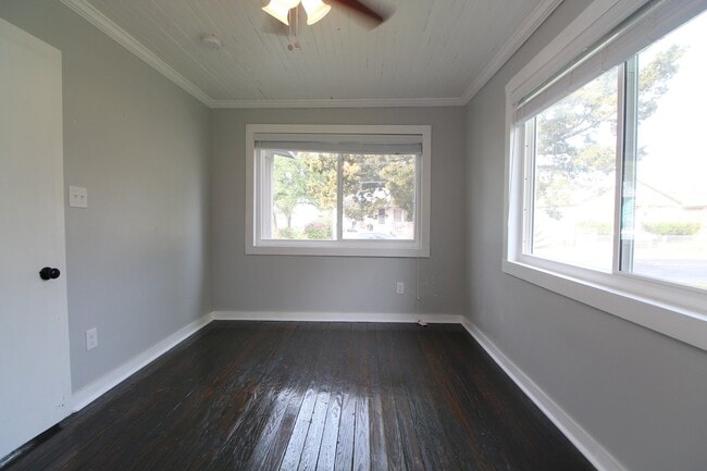 Building Photo - Live in East Hill! 3BR Historic Gem Just M...