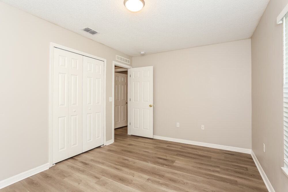 Building Photo - 2623 Bluewave Dr