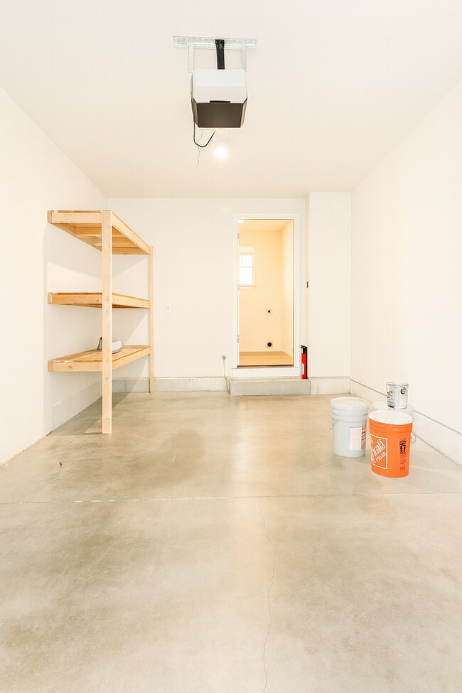 Building Photo - Modern Duplex with Garage and Backyard