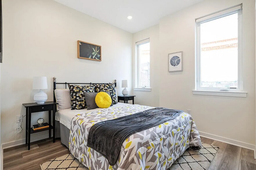 Building Photo - 1651 N 5th St