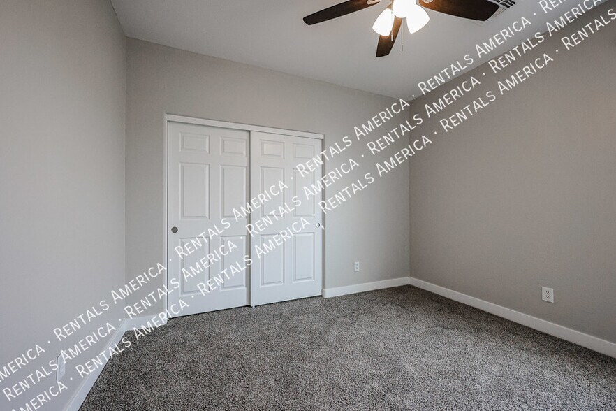 Building Photo - 43232 Wallner Dr