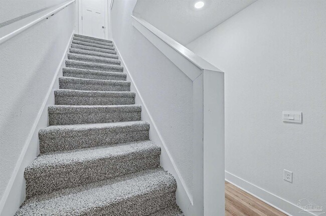 Building Photo - 2946 Overcup St