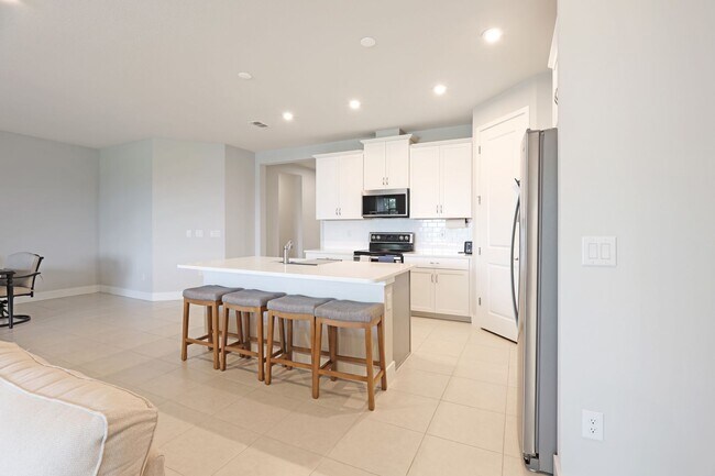Building Photo - 4 Bed 3 Bath Gem In The Sunstone Community In Wellen Park!!!