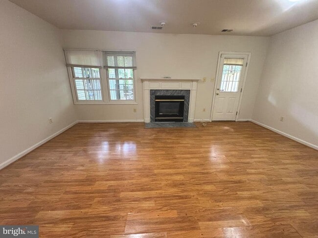 Building Photo - 10177 Treble Ct